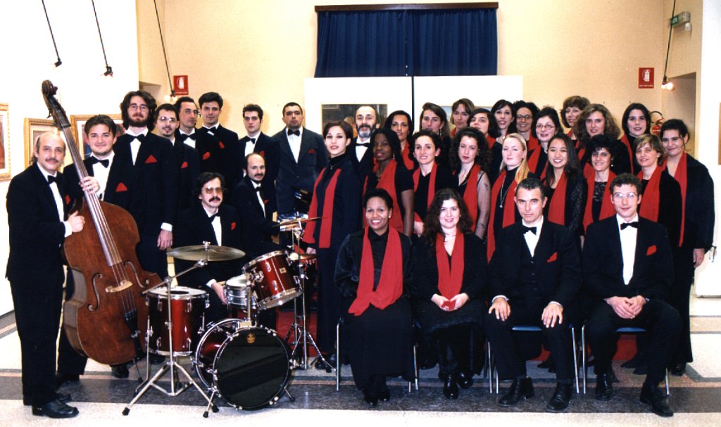 An official photo of the SARAH SHEPPARD CHOIR in 1998